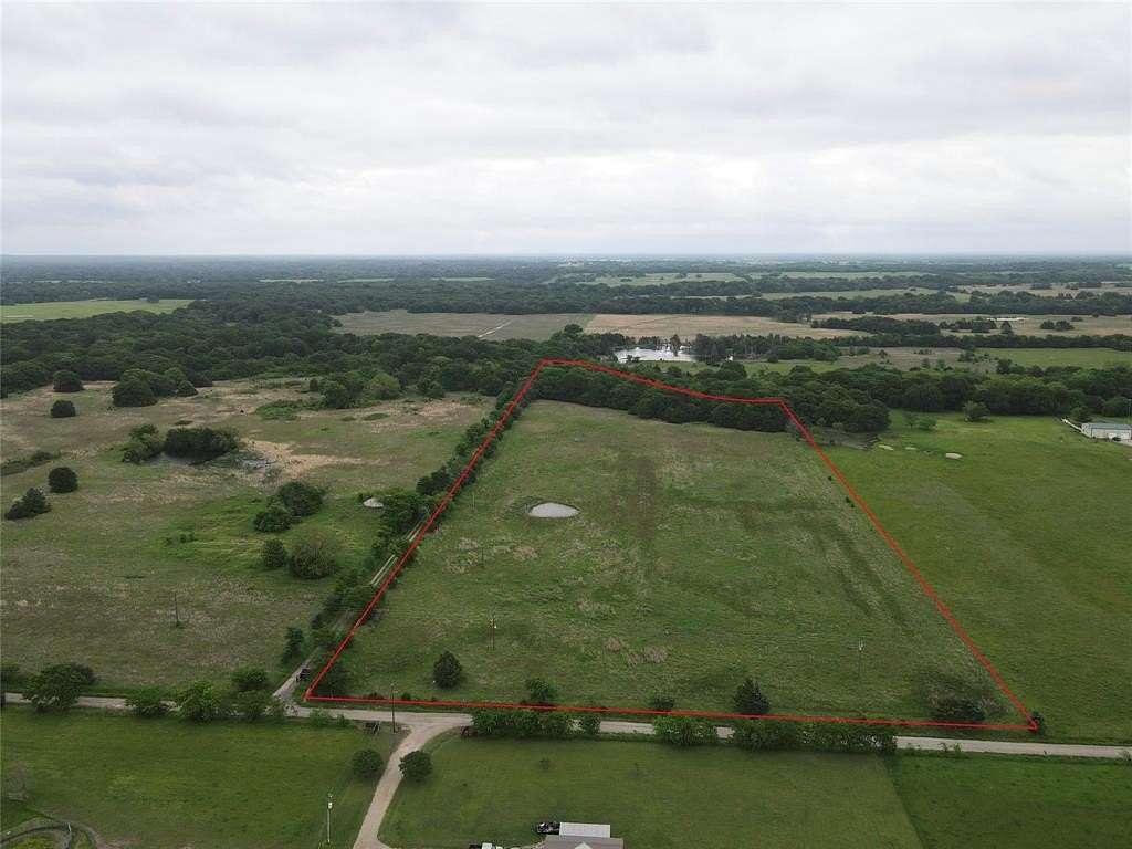 14.3 Acres of Land for Sale in Ravenna, Texas