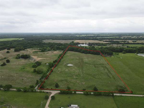 14.3 Acres of Land for Sale in Ravenna, Texas