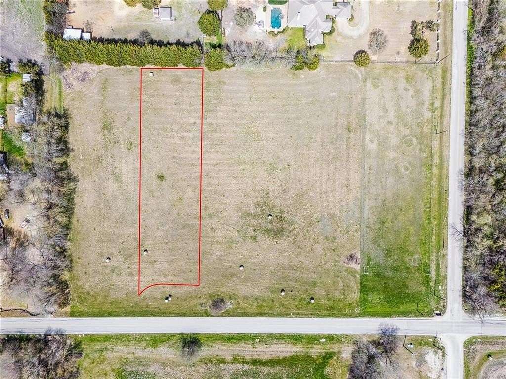 0.76 Acres of Residential Land for Sale in Lancaster, Texas
