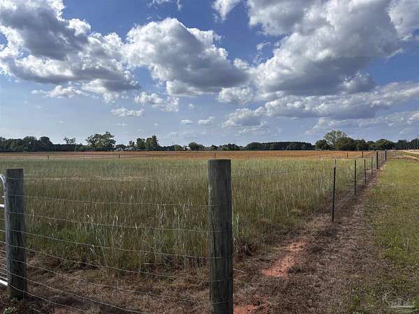 1 Acre of Land for Sale in Jay, Florida