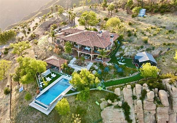 10 Acres of Land with Home for Sale in Topanga, California