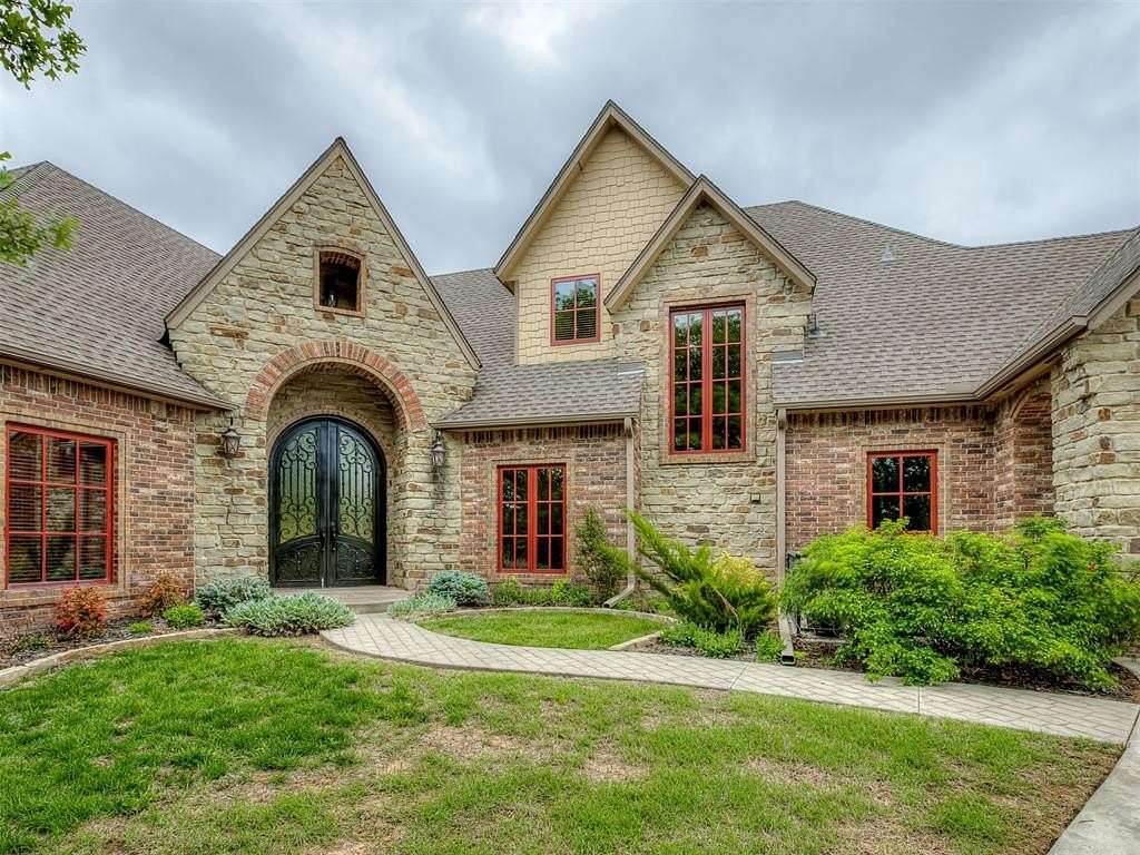 2 Acres of Land with Home for Sale in Arcadia, Oklahoma