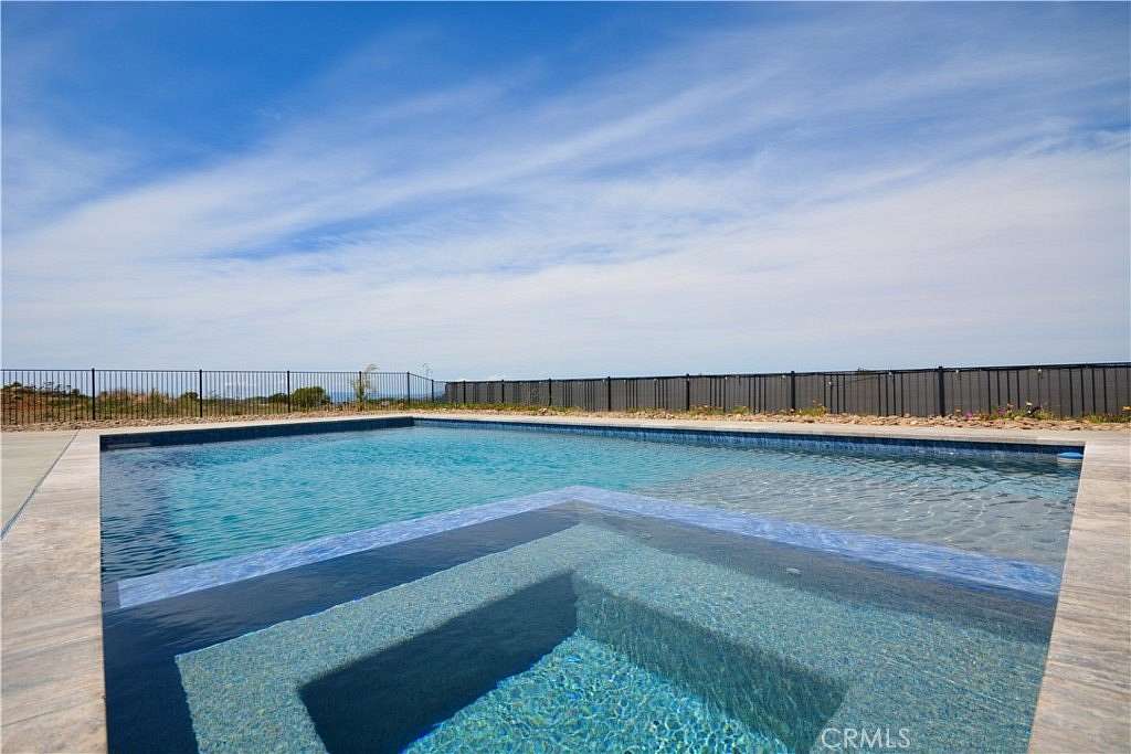 2.5 Acres of Land with Home for Sale in Pala, California