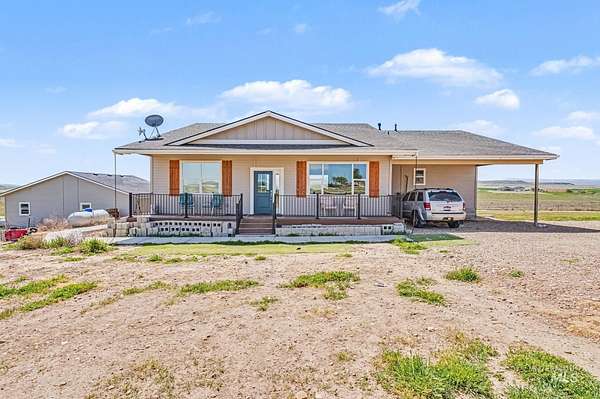 2.27 Acres of Land with Home for Sale in Nampa, Idaho