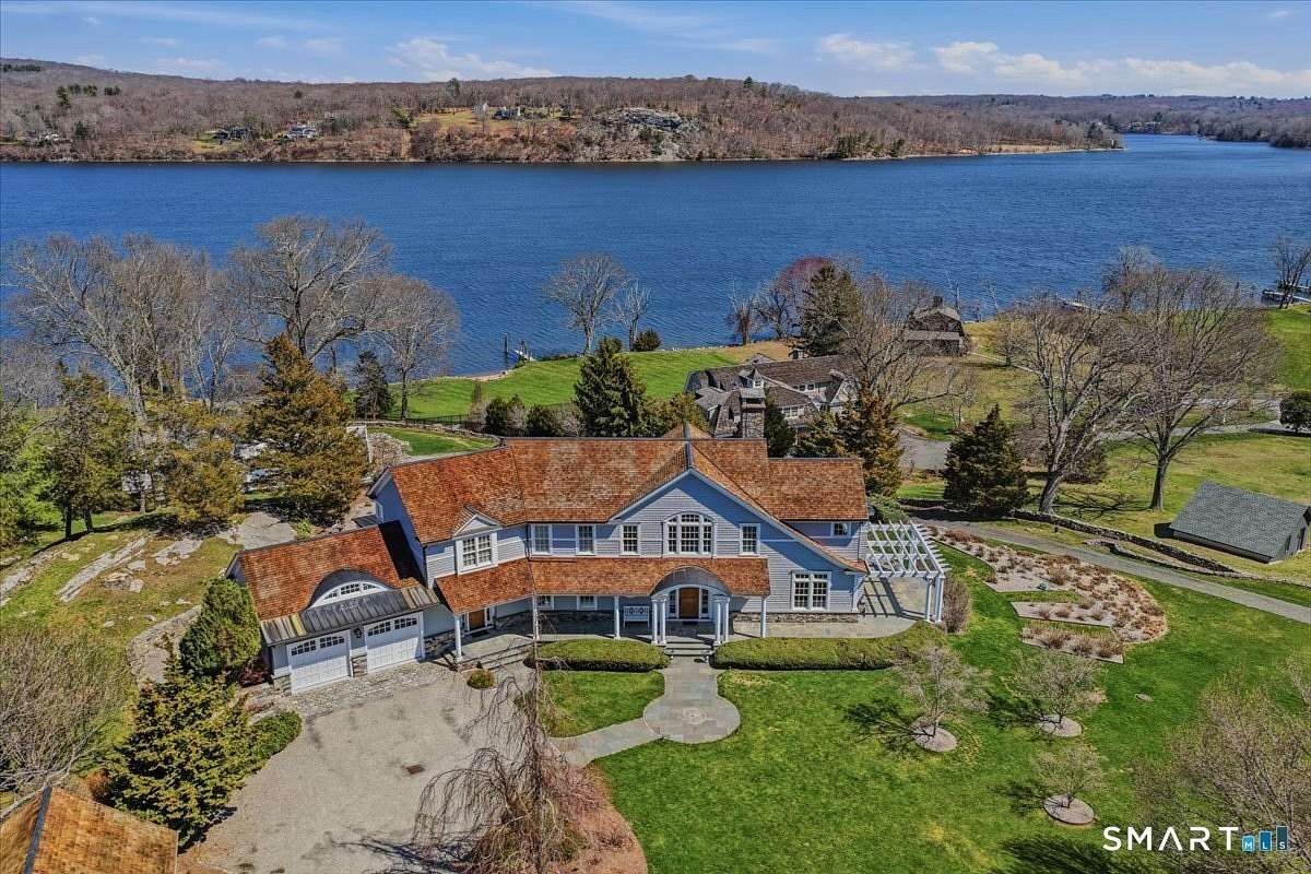 2.87 Acres of Land with Home for Sale in Essex, Connecticut