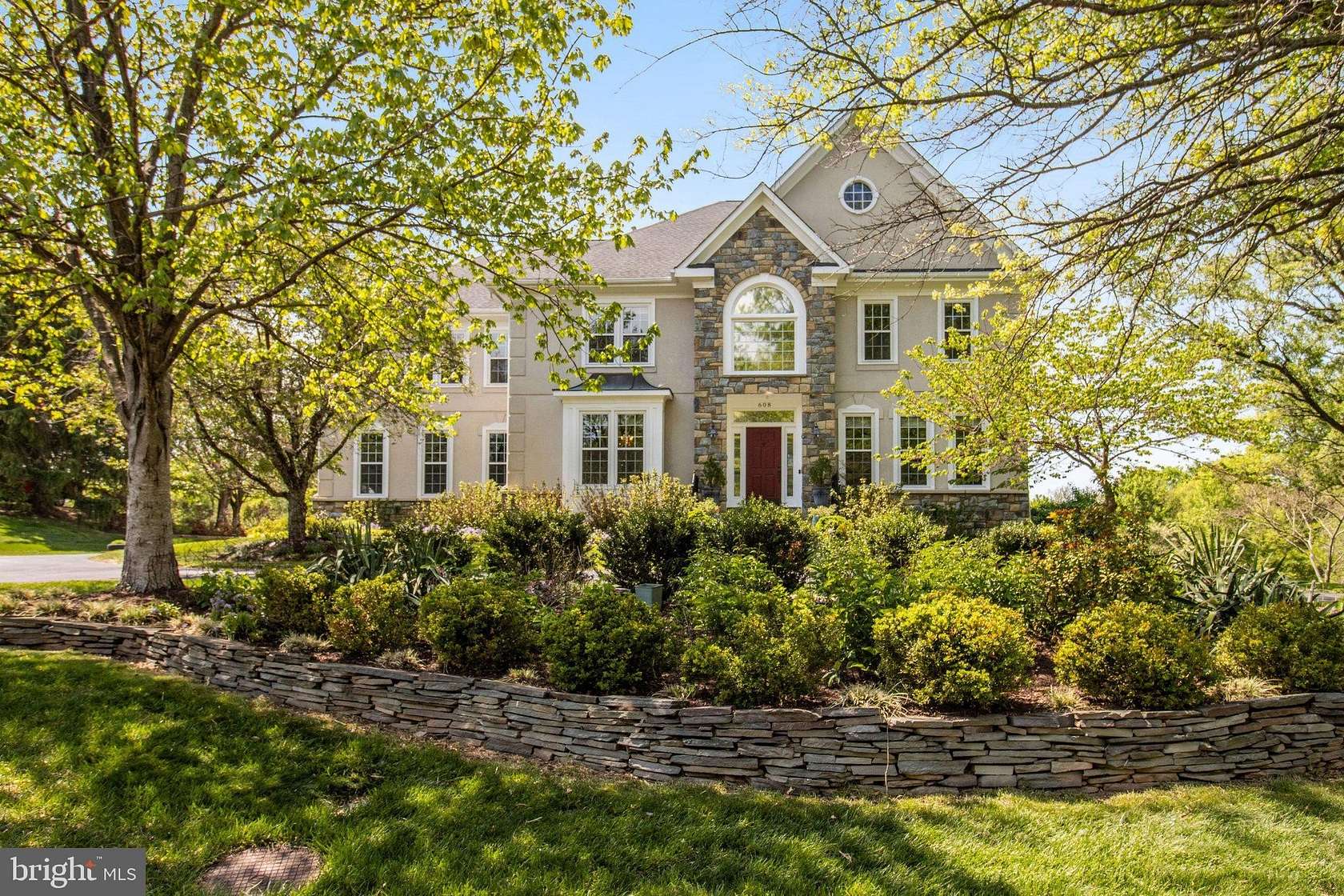 1.72 Acres of Land with Home for Sale in Great Falls, Virginia