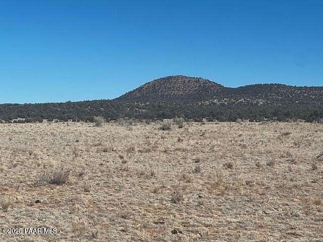 10 Acres of Land for Sale in Seligman, Arizona