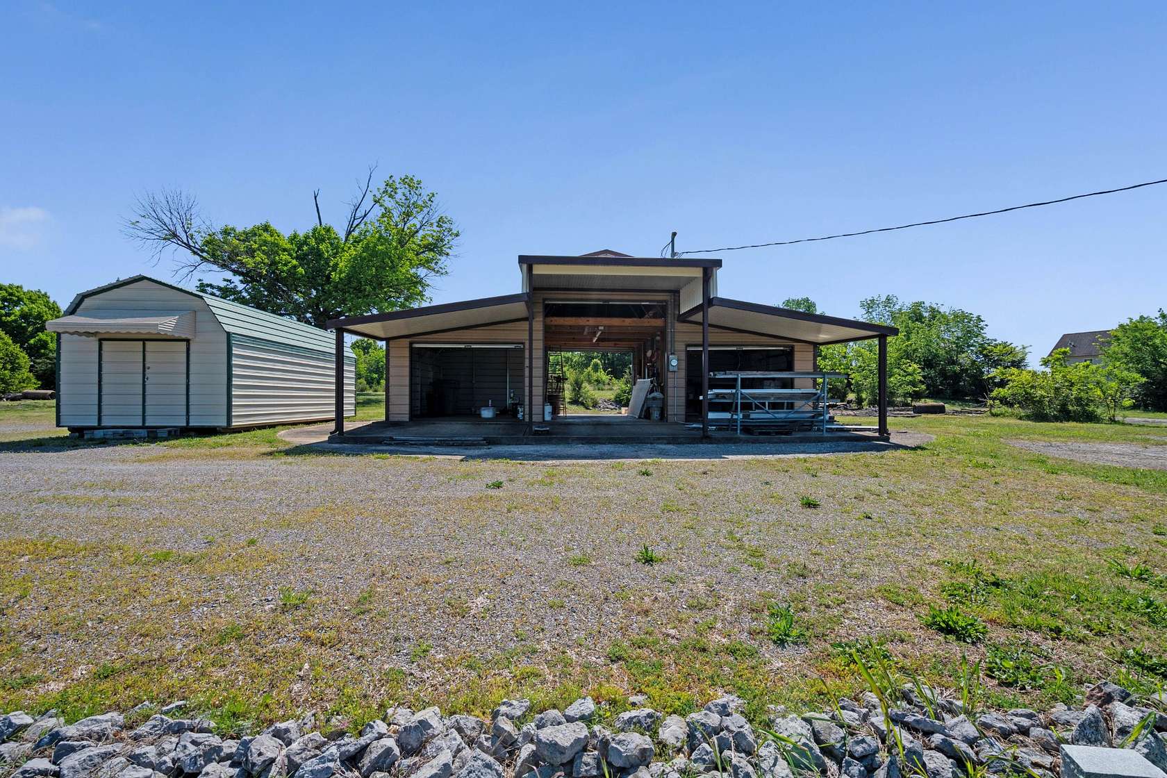 5 Acres of Land with Home for Sale in Lebanon, Tennessee