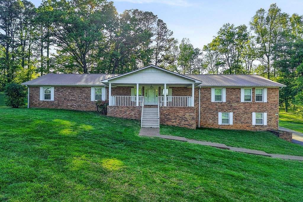 6 Acres of Land with Home for Sale in Cookeville, Tennessee