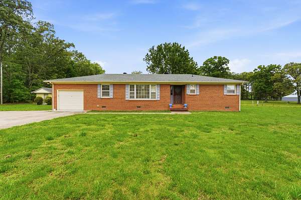 1.84 Acres of Land with Home for Sale in Manchester, Tennessee