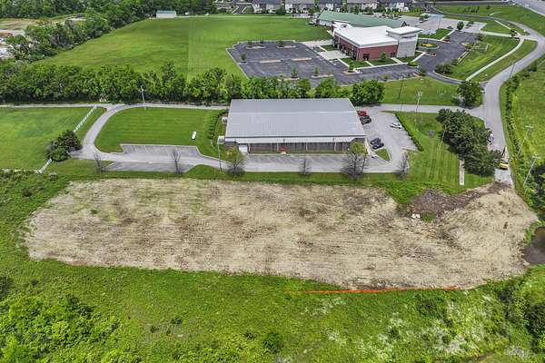 1 Acre of Mixed-Use Land for Sale in Gallatin, Tennessee