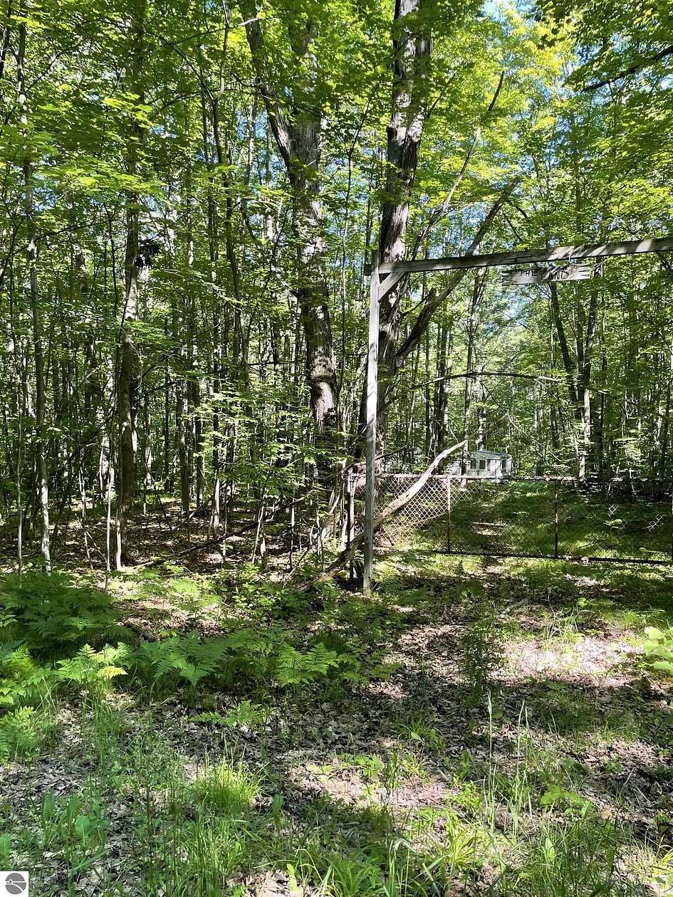 10.4 Acres of Recreational & Residential Land for Sale in Reed City, Michigan