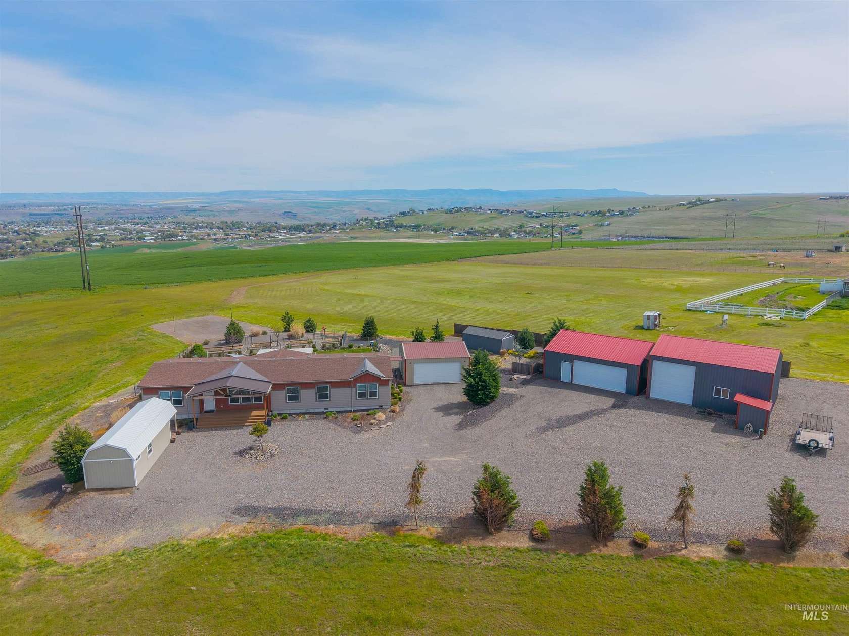 5 Acres of Land with Home for Sale in Clarkston, Washington