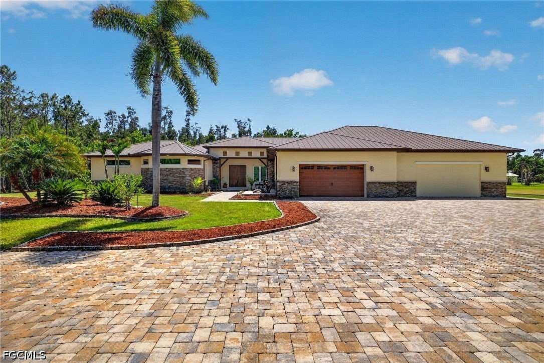 4 Acres of Land with Home for Sale in Fort Myers, Florida