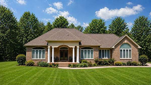 2.65 Acres of Land with Home for Sale in Muscle Shoals, Alabama