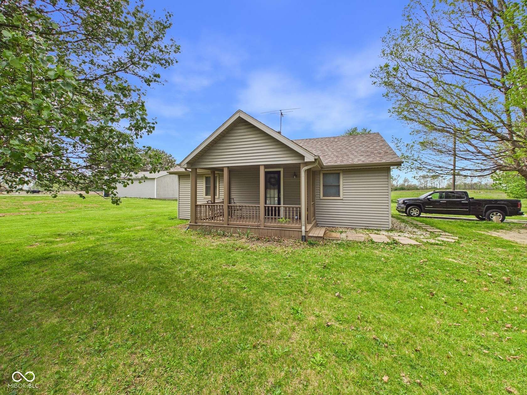 8.38 Acres of Land with Home for Sale in Muncie, Indiana