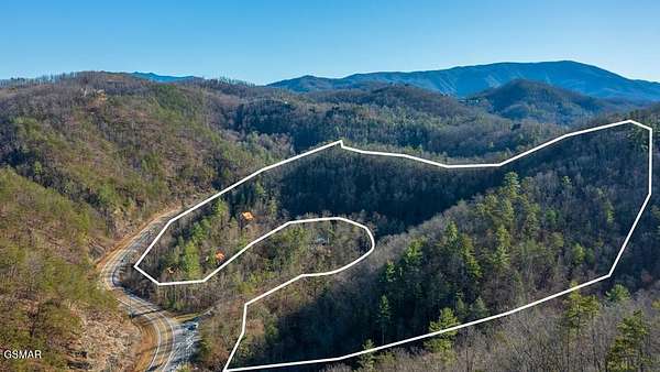 20.6 Acres of Land with Home for Sale in Sevierville, Tennessee