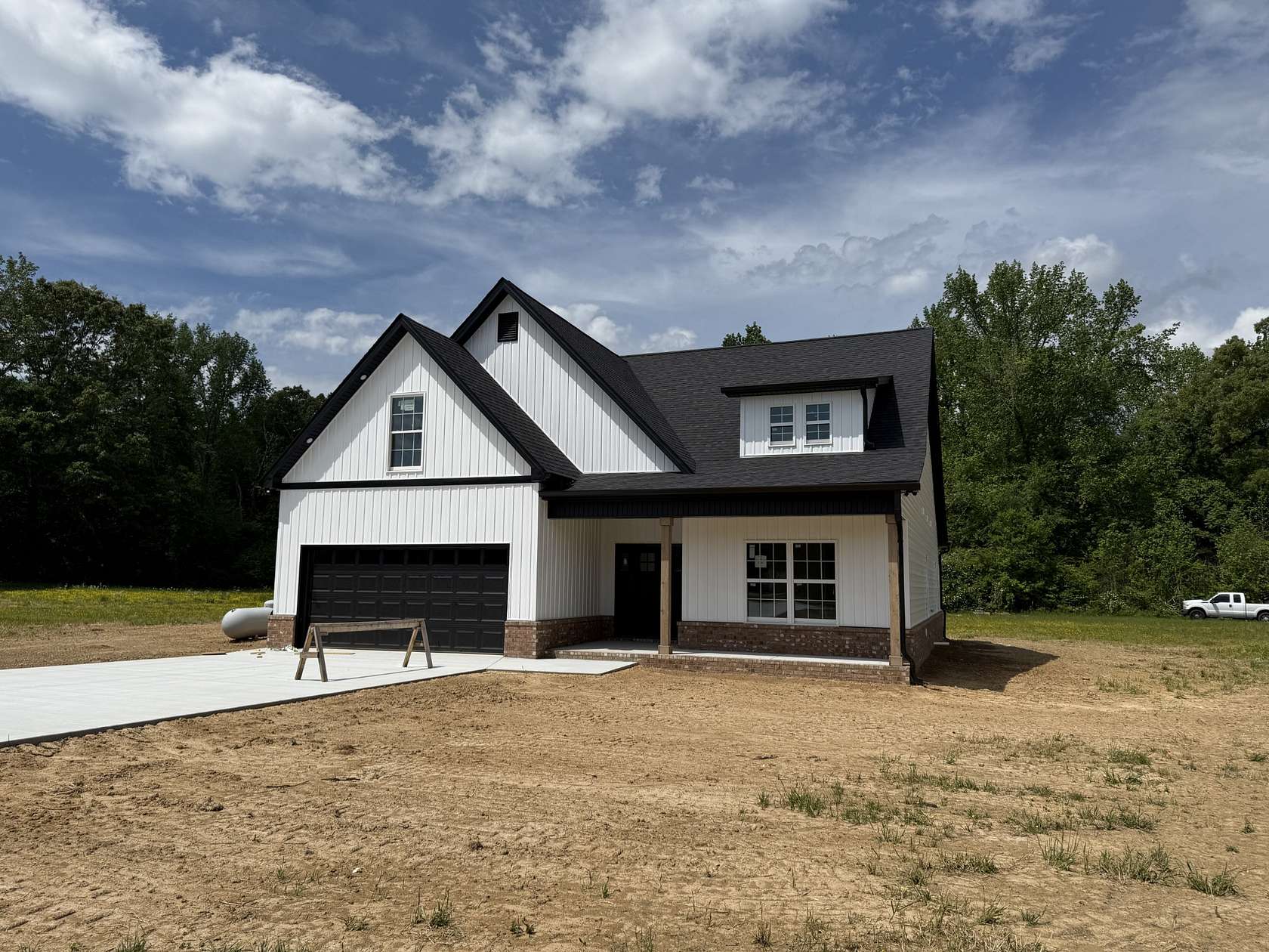 2.5 Acres of Land with Home for Sale in Hillsboro, Tennessee