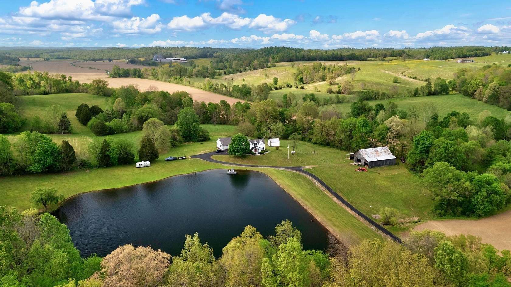 187 Acres of Improved Land for Sale in Olaton, Kentucky