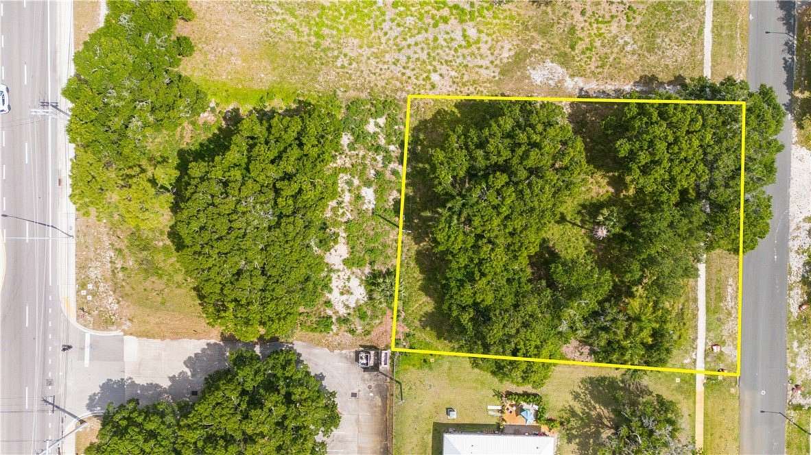 0.51 Acres of Commercial Land for Sale in Vero Beach, Florida