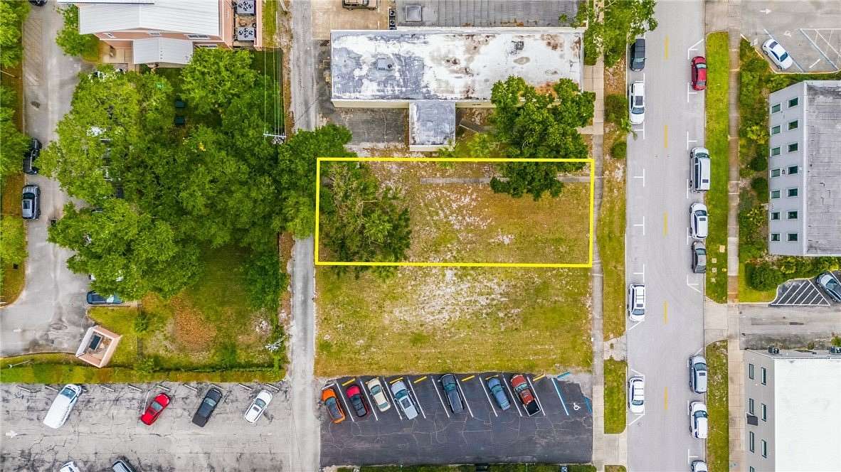 0.14 Acres of Mixed-Use Land for Sale in Vero Beach, Florida