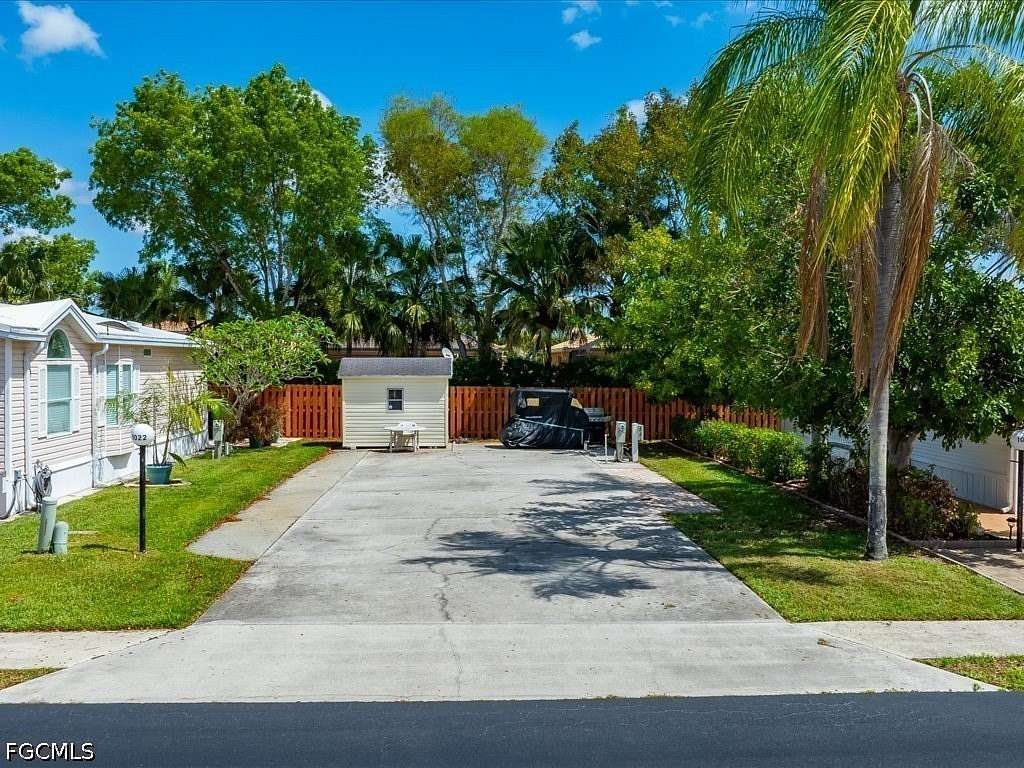 0.07 Acres of Land for Sale in Naples, Florida