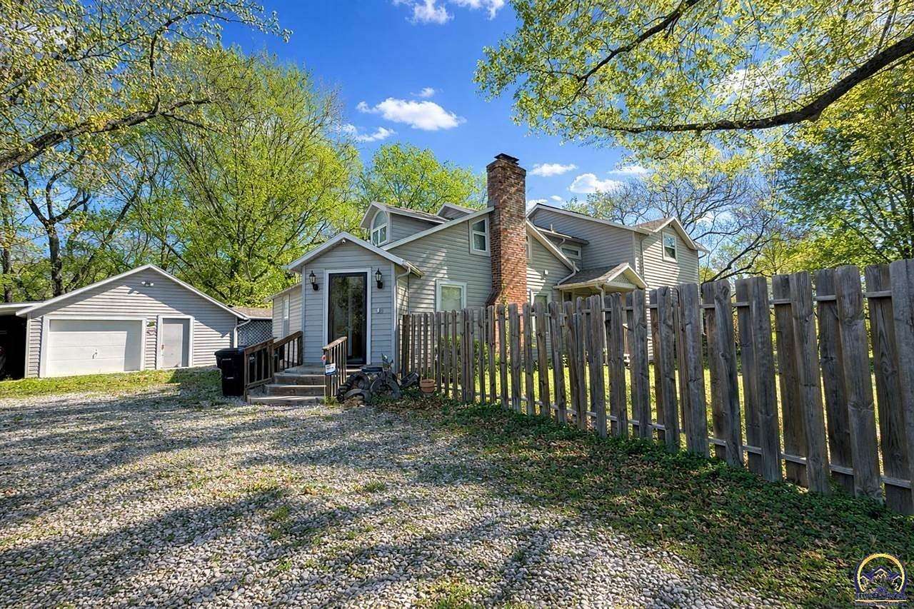 14.6 Acres of Land with Home for Sale in Wakarusa, Kansas