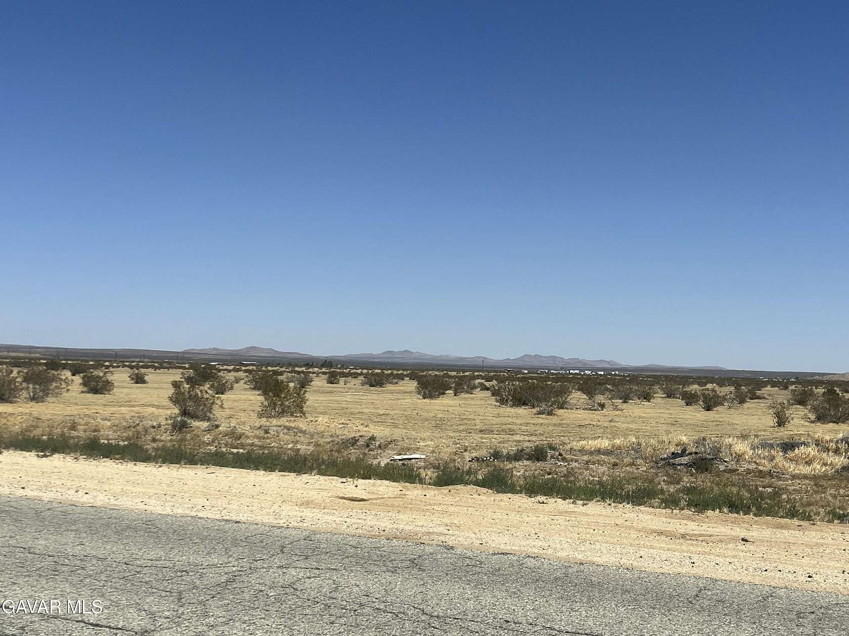5 Acres of Land for Sale in Palmdale, California