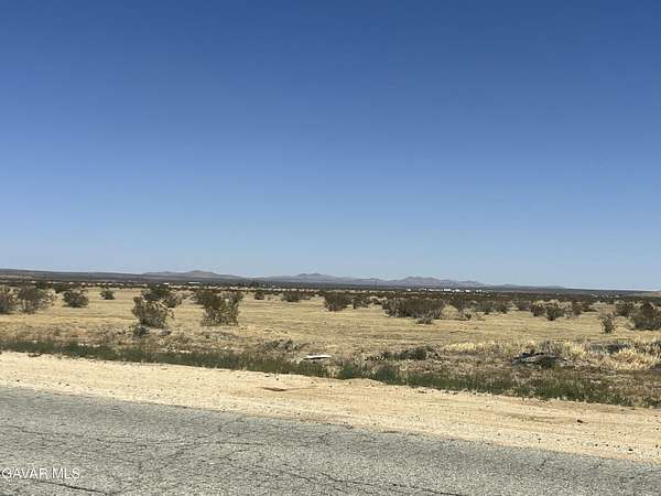 5 Acres of Land for Sale in Palmdale, California
