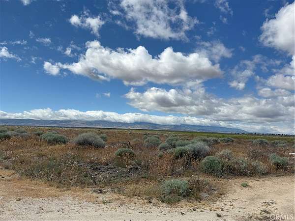 73.5 Acres of Land for Sale in Lancaster, California