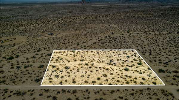 2.2 Acres of Residential Land for Sale in Yucca, Arizona