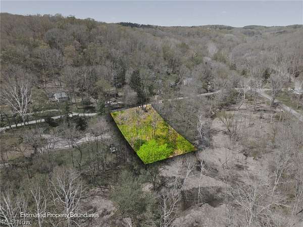 0.5 Acres of Land for Sale in Carrollton, Ohio