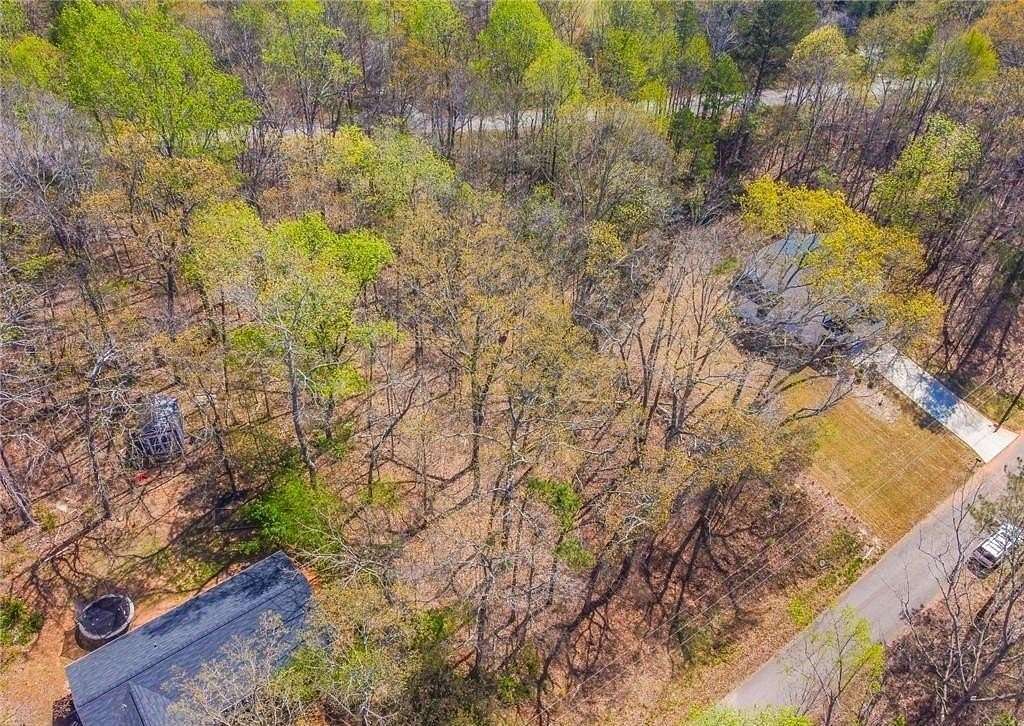 0.35 Acres of Residential Land for Sale in Lavonia, Georgia