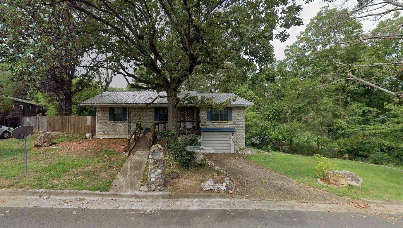 2 Acres of Land with Home for Sale in Hot Springs, Arkansas