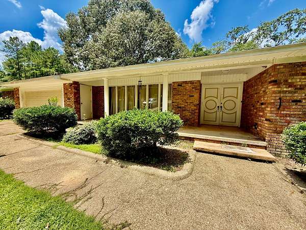 13 Acres of Land with Home for Sale in Butler, Alabama