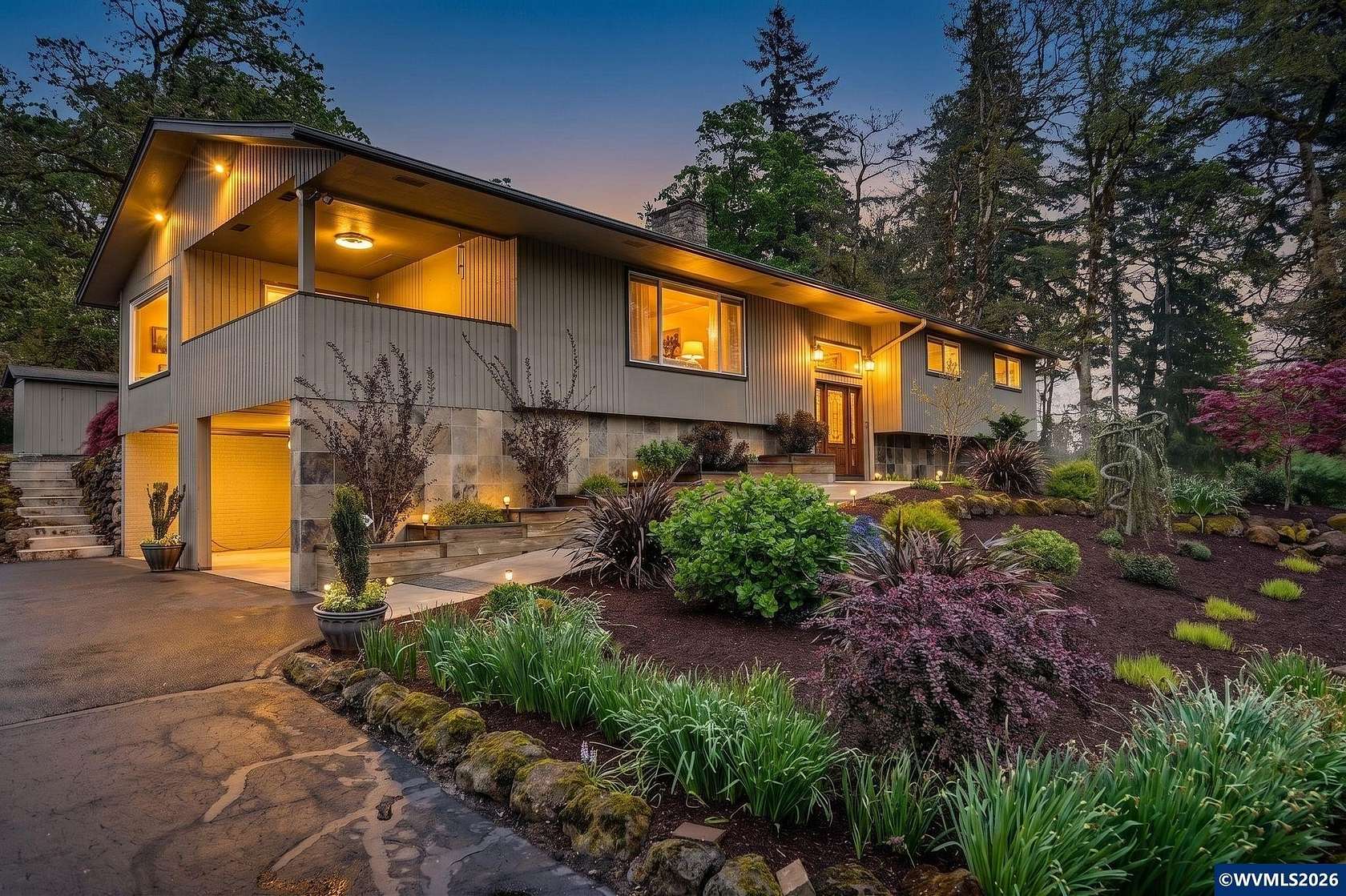 2.8 Acres of Land with Home for Sale in Salem, Oregon