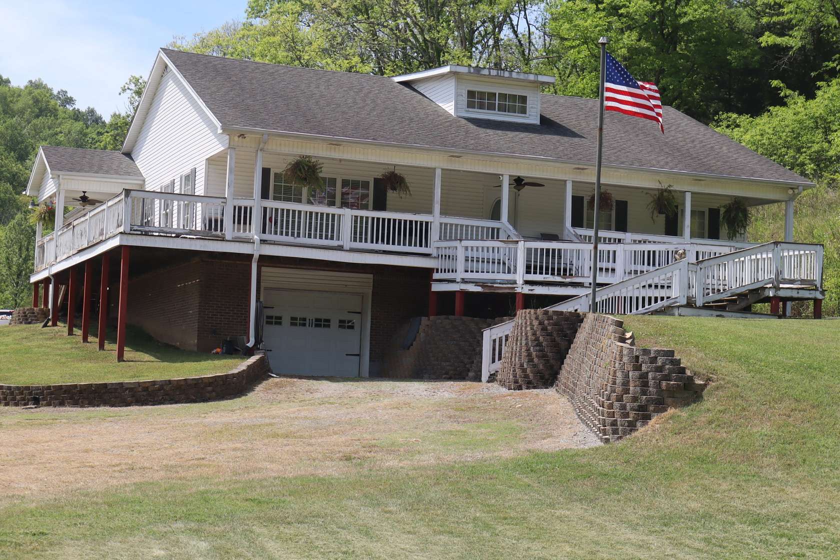 254 Acres of Agricultural Land with Home for Sale in Liberty, Tennessee