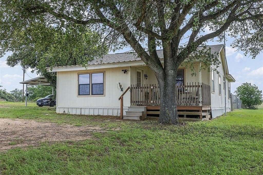 8 Acres of Land with Home for Sale in Thorndale, Texas
