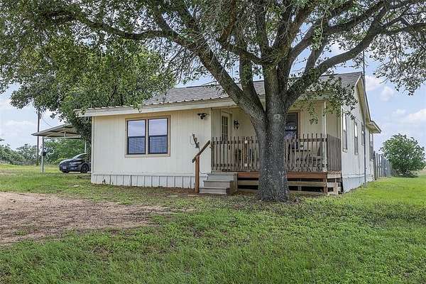 8 Acres of Land with Home for Sale in Thorndale, Texas