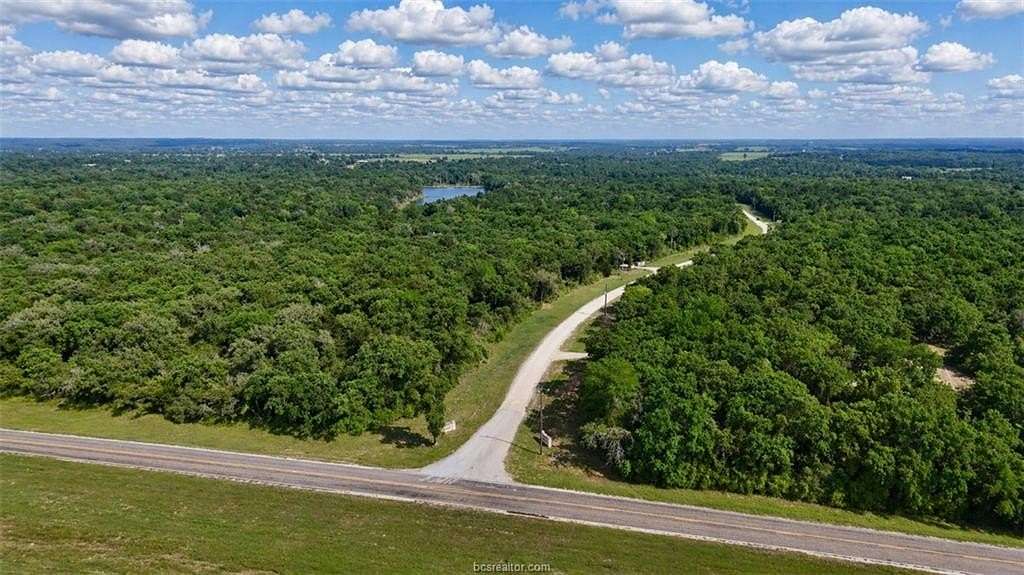 5.5 Acres of Residential Land for Sale in Franklin, Texas