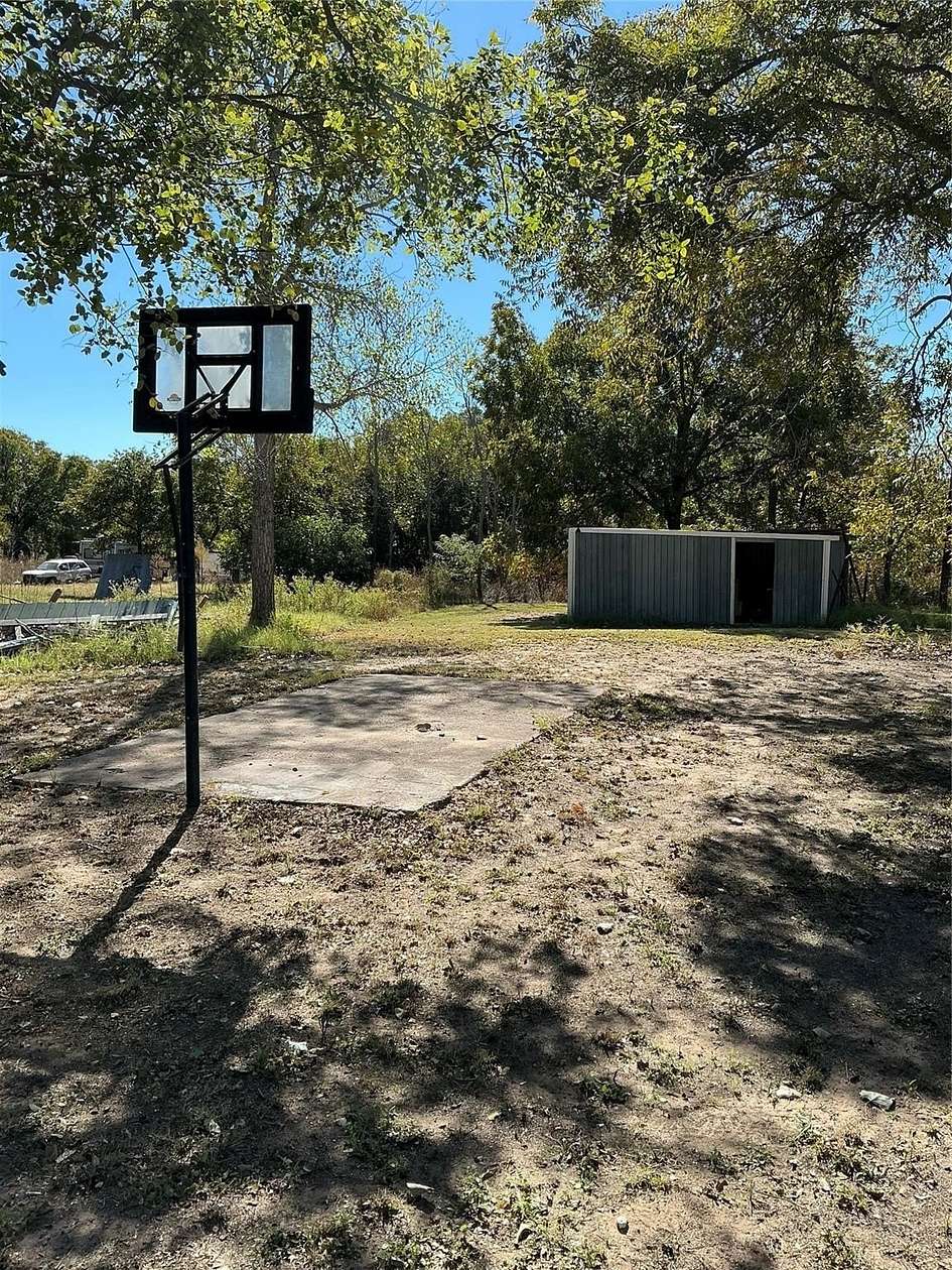 0.16 Acres of Residential Land for Sale in Cross Plains, Texas