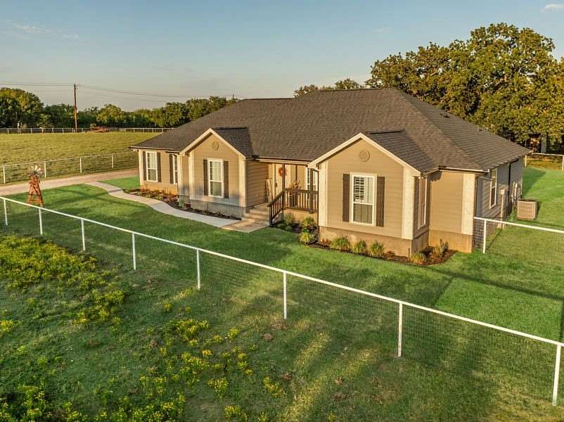 2.15 Acres of Land with Home for Sale in Bartonville, Texas