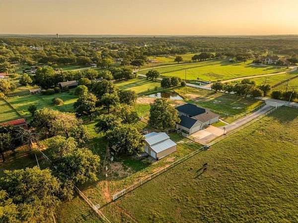 2.15 Acres of Land with Home for Sale in Bartonville, Texas