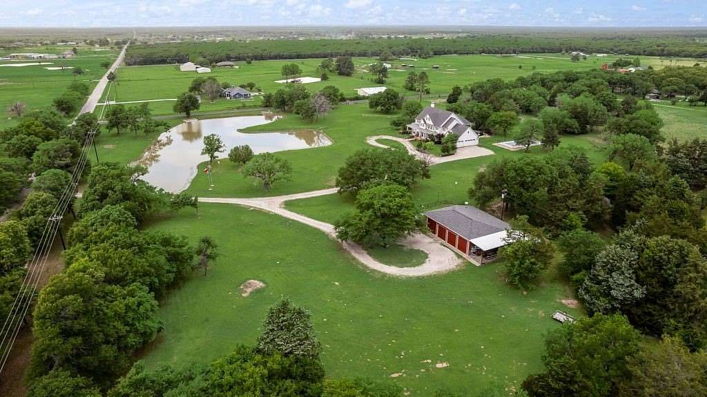 12.8 Acres of Land with Home for Sale in Poetry, Texas