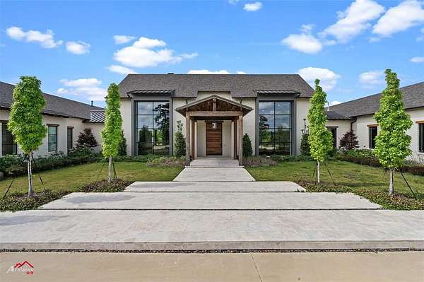 2.52 Acres of Land with Home for Sale in Bossier City, Louisiana