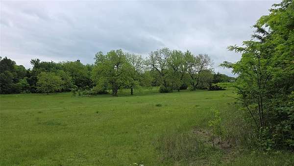 65.6 Acres of Agricultural Land for Sale in Celeste, Texas