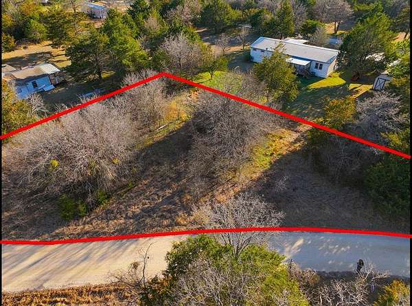 0.34 Acres of Residential Land for Sale in Purdon, Texas