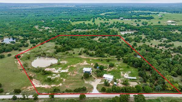 25 Acres of Land with Home for Sale in Sunset, Texas