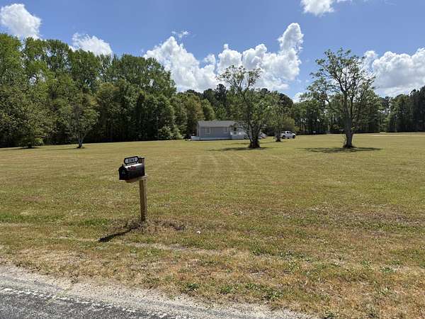 5.42 Acres of Land with Home for Sale in Manning, South Carolina