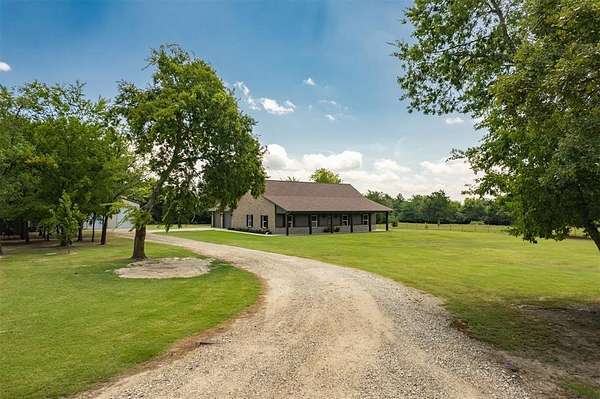 8 Acres of Land with Home for Sale in Yantis, Texas